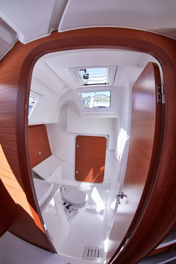 Dufour 360 GL, picture 17