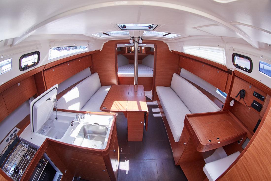 Dufour 360 GL, picture 7