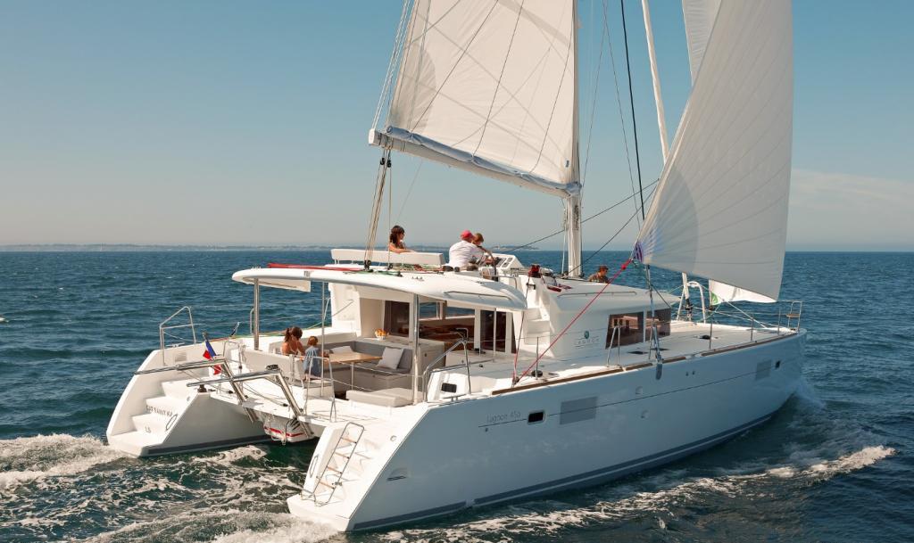 Lagoon 450 - 4 + 2 cab., picture 3