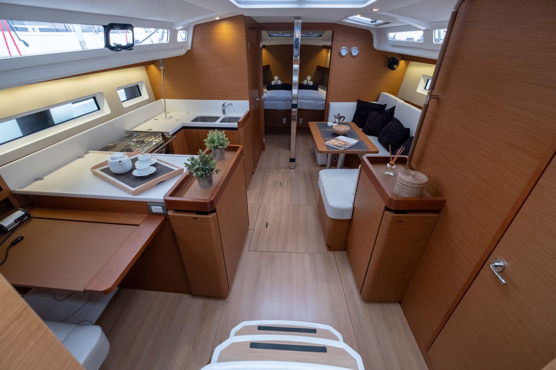 Sun Odyssey 440, picture 12