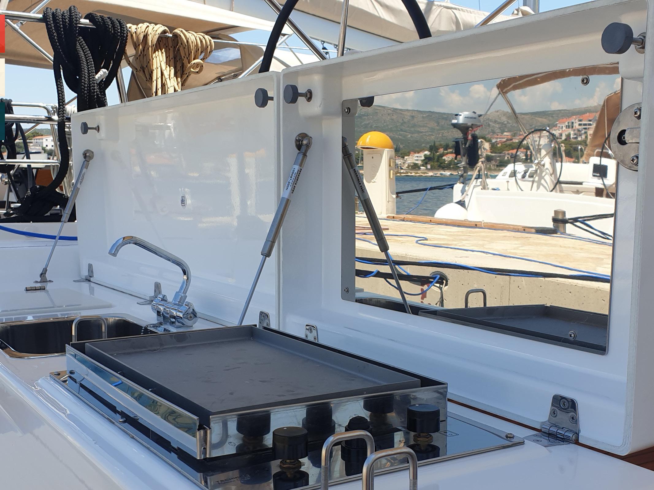 Dufour 430 GL, picture 9