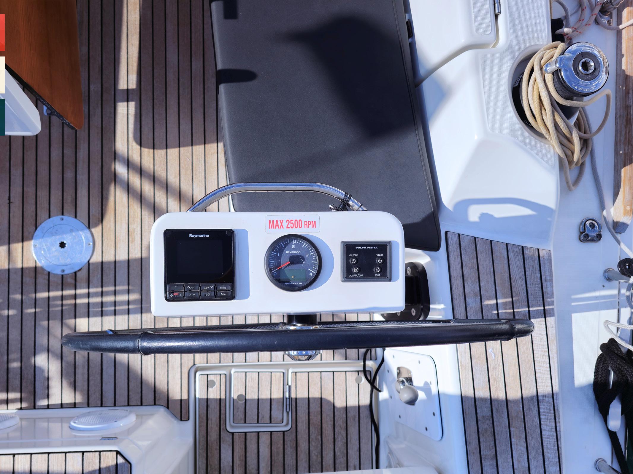 Dufour 360 GL, picture 6