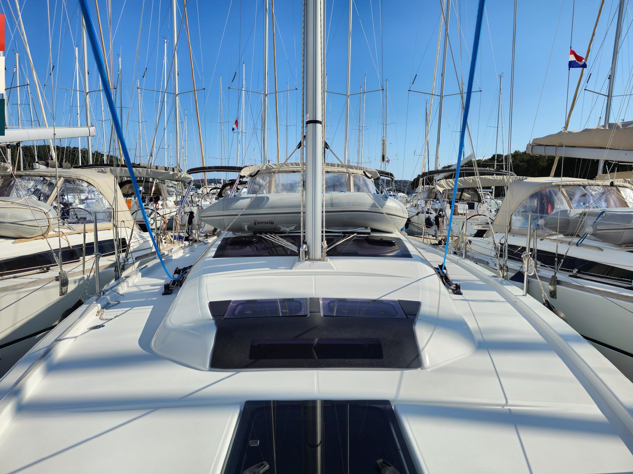Dufour 390 GL, picture 14