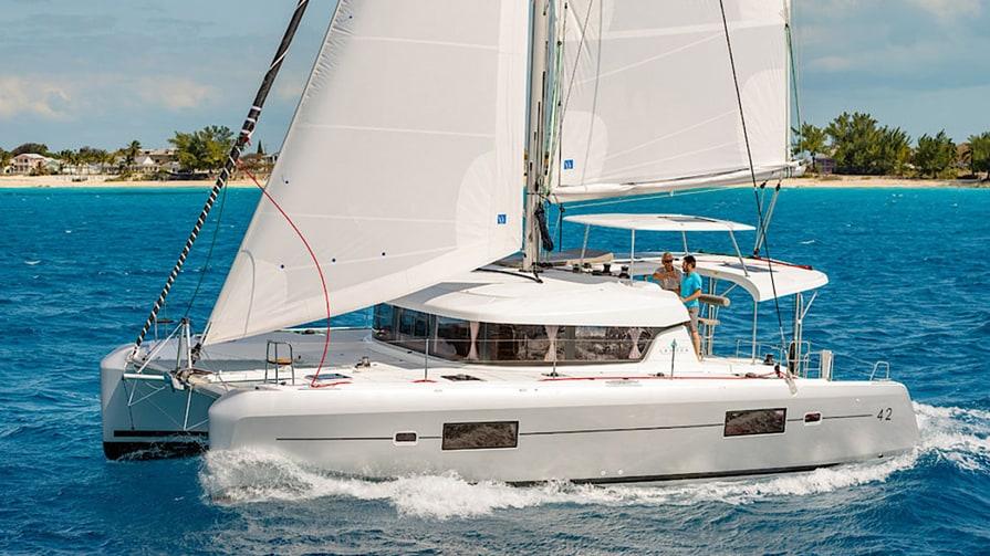 Lagoon 42 - 4 + 2 cab., picture 1