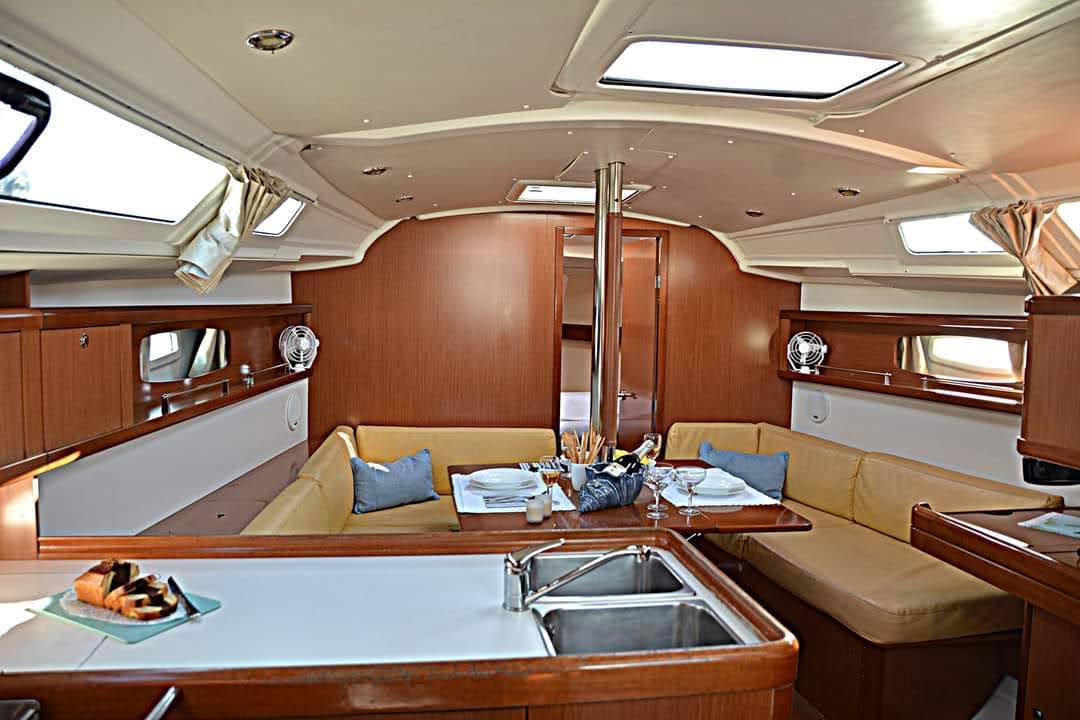 Oceanis 37, picture 10