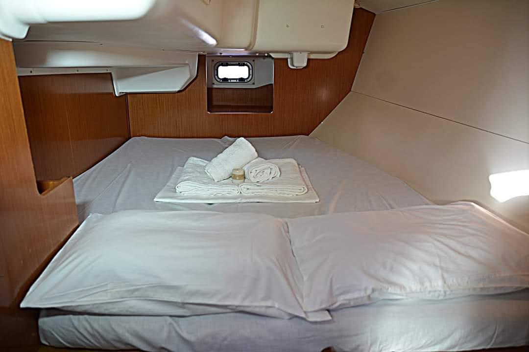 Oceanis 37, picture 14
