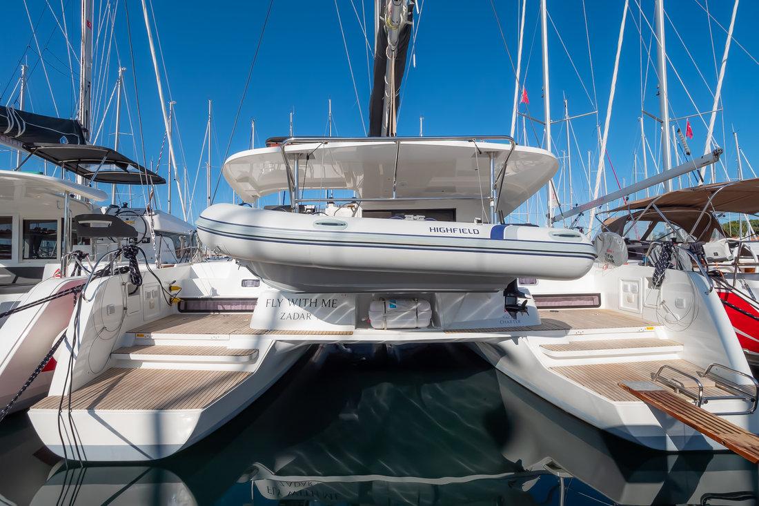 Lagoon 42 - 4 + 2 cab., picture 1