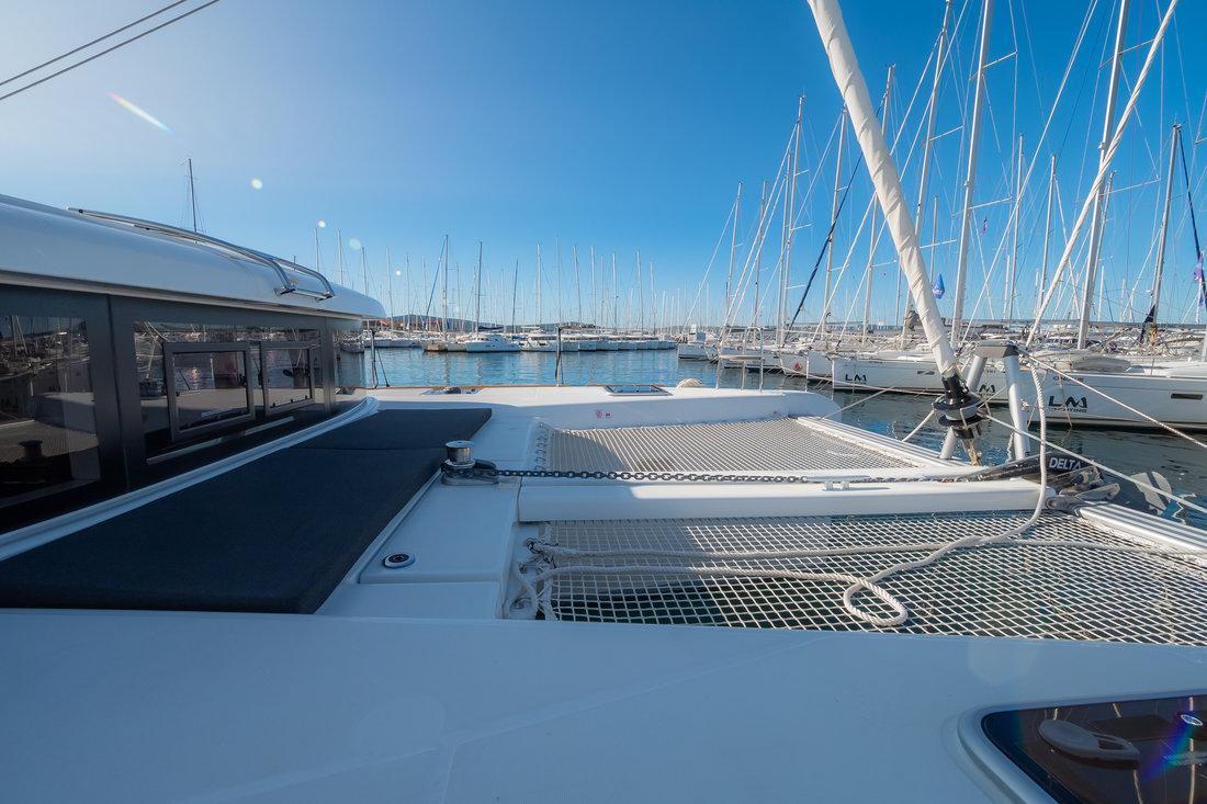 Lagoon 40 - 4 + 2 cab, picture 7