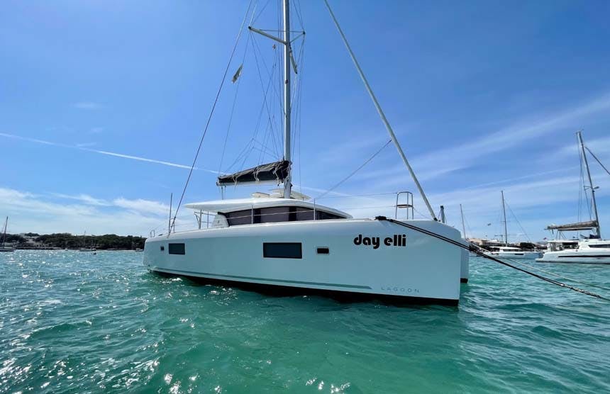Book Lagoon 42 - 4 + 1 cab. Catamaran for bareboat charter in Mallorca, Porto Colom, Balearic Islands, Spain with TripYacht!, picture 10