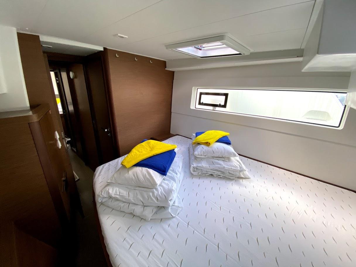 Lagoon 40 - 4 + 2 cab, picture 8
