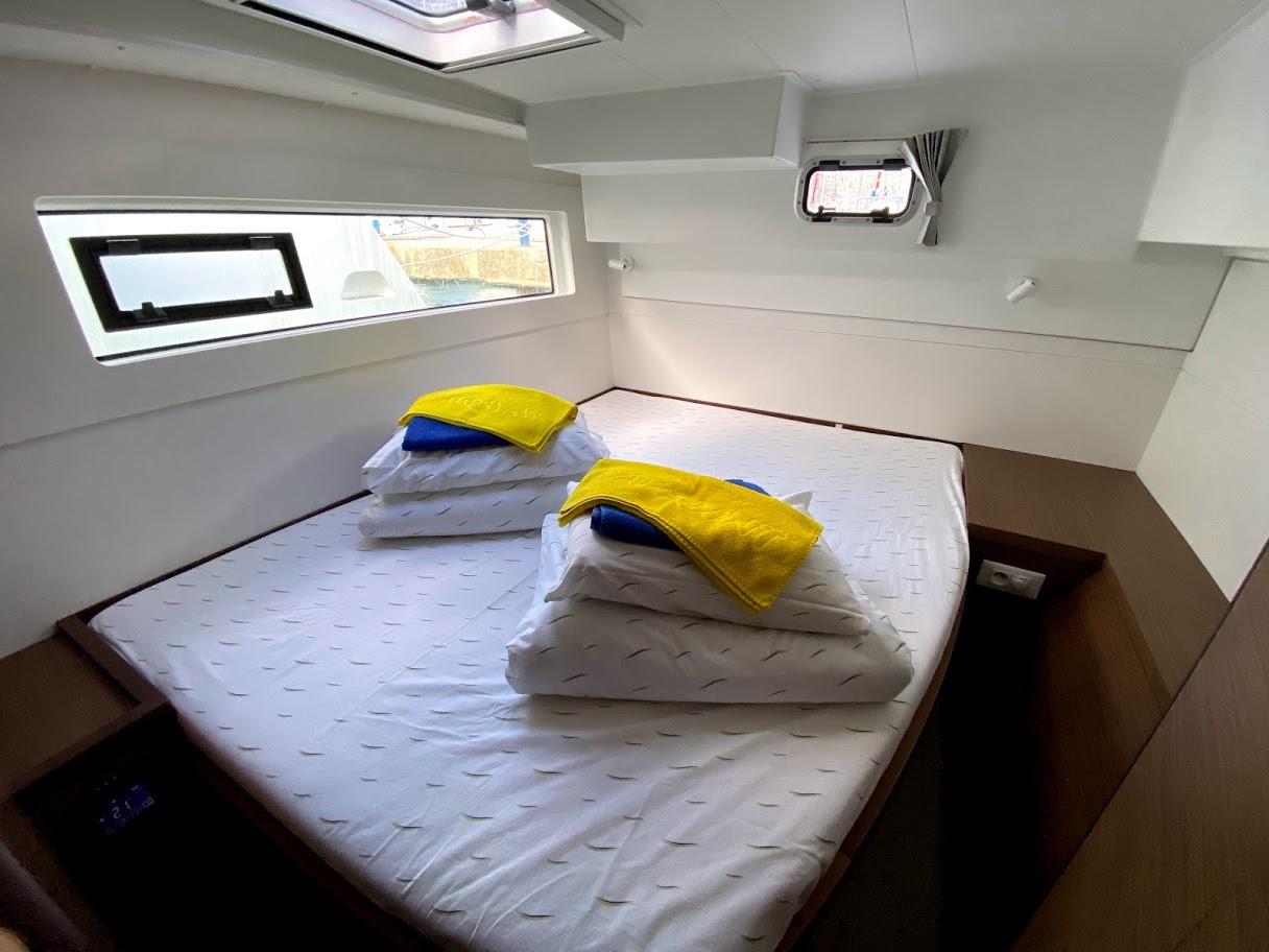 Lagoon 40 - 4 + 2 cab, picture 6