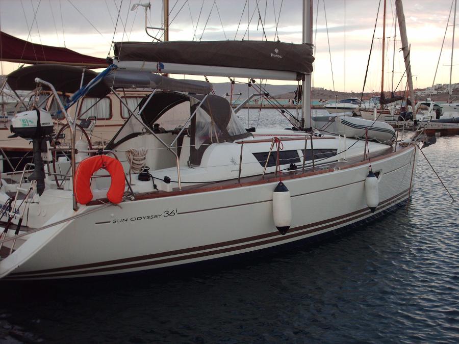 Sun Odyssey 36i, picture 3