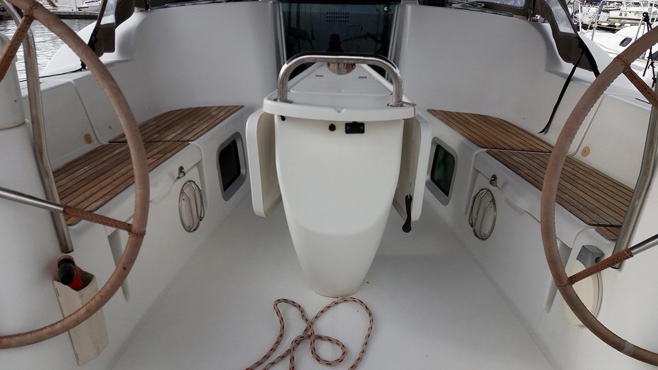 Sun Odyssey 42i, picture 5