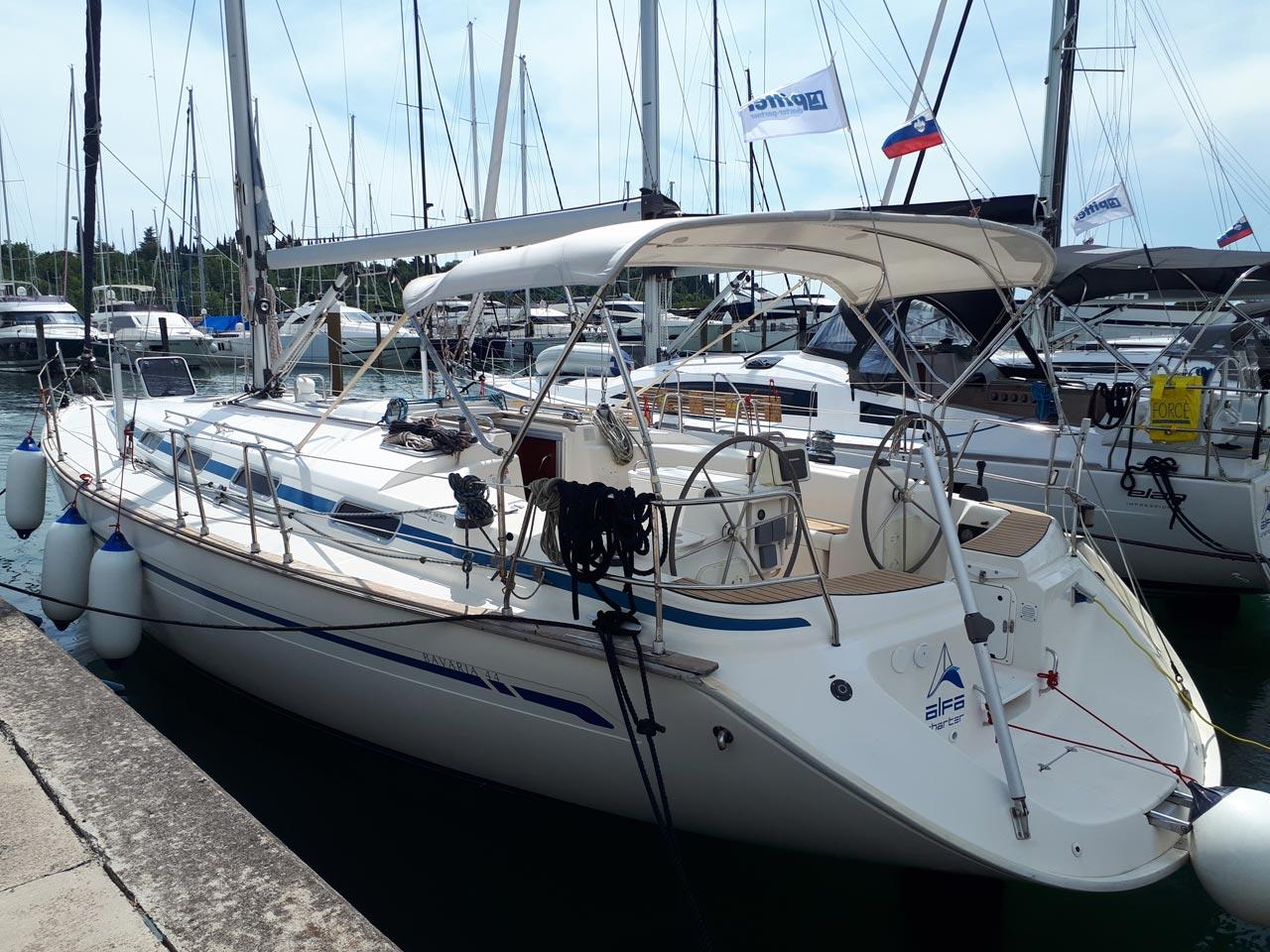 Book Bavaria 44 Sailing yacht for bareboat charter in Marina Portorož, Primorska , Slovenia with TripYacht!, picture 3