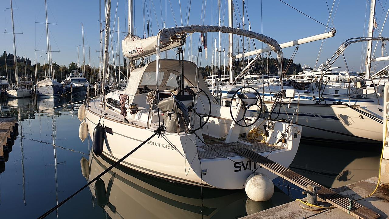 Book Salona 33 Sailing yacht for bareboat charter in Marina Portorož, Primorska , Slovenia with TripYacht!, picture 6