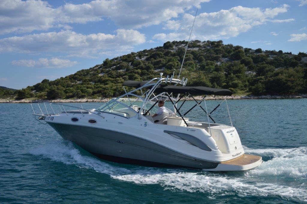 Book Sea Ray 275 Amberjack Motor boat for bareboat charter in Tribunj D-Marin, Šibenik region, Croatia with TripYacht!, picture 2