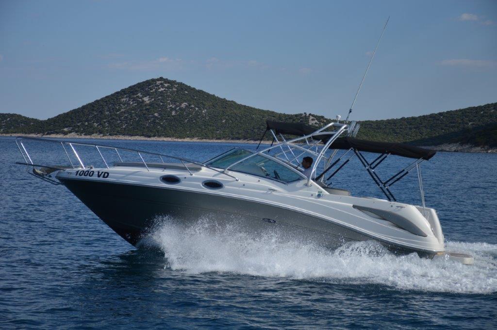 Book Sea Ray 275 Amberjack Motor boat for bareboat charter in Tribunj D-Marin, Šibenik region, Croatia with TripYacht!, picture 17