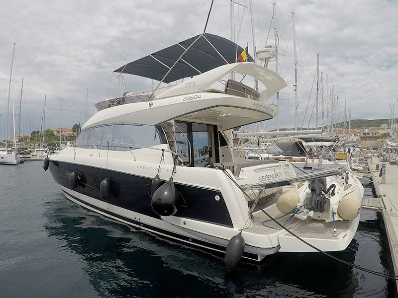Book Prestige 500 Fly - 3 + 1 cab. Motor yacht for bareboat charter in Marina Mandalina, Sibenik, Šibenik region, Croatia with TripYacht!, picture 5