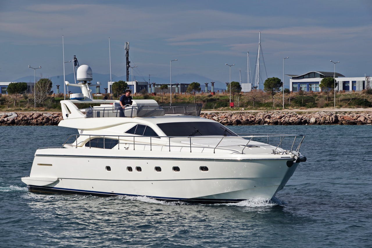 Ferretti Yachts 57 Fly, picture 4