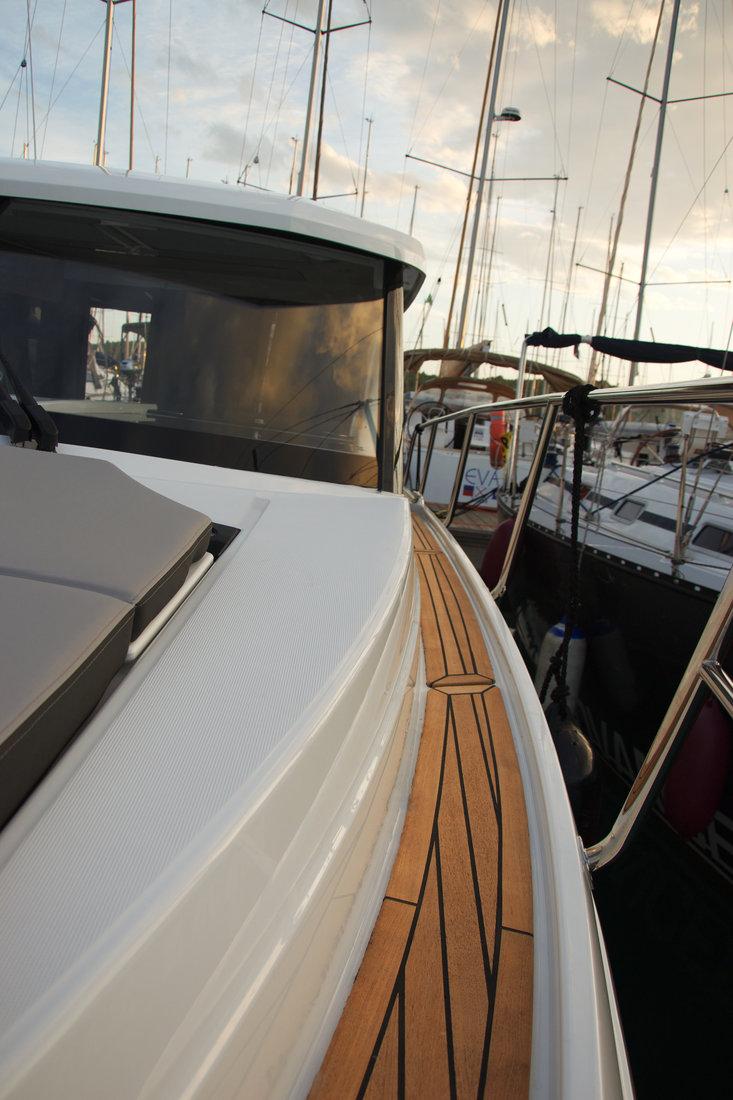 Book Merry Fisher 1095 Motor boat for bareboat charter in Marina Pirovac, Šibenik region, Croatia with TripYacht!, picture 8