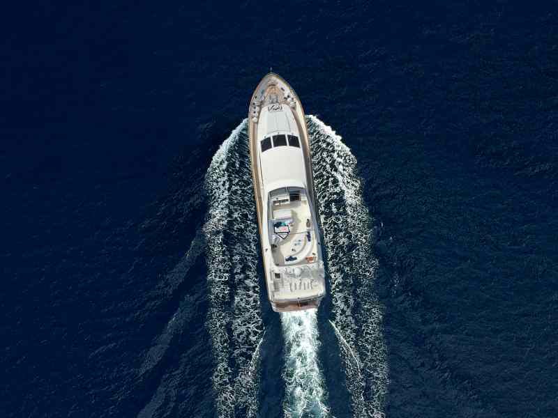 Book Falcon 86 Motor yacht for bareboat charter in Athens, Agios Kosmas marina, Athens area/Saronic/Peloponese, Greece with TripYacht!, picture 10