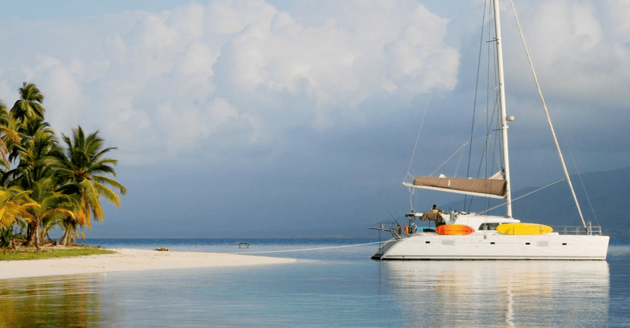 Book Lagoon 500 - 4 cab. Catamaran for bareboat charter in San Blas, Corazon de Jesus, San Blas, Panama with TripYacht!, picture 14