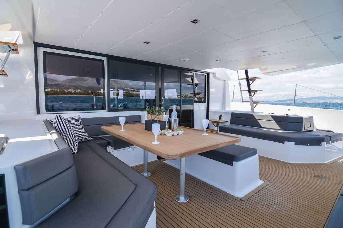 Dufour 48 Catamaran - 5 + 1 cab., picture 3