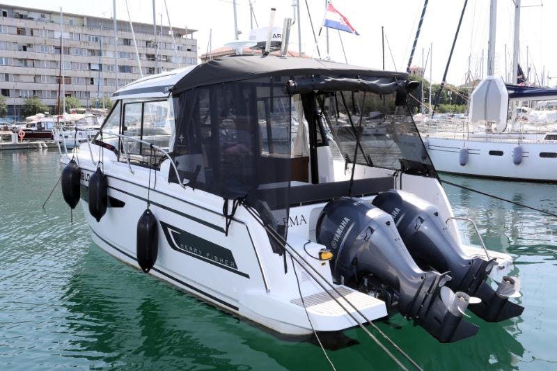 Book Merry Fisher 895 Motor boat for bareboat charter in ACI Marina Pula, Istra, Croatia with TripYacht!, picture 3