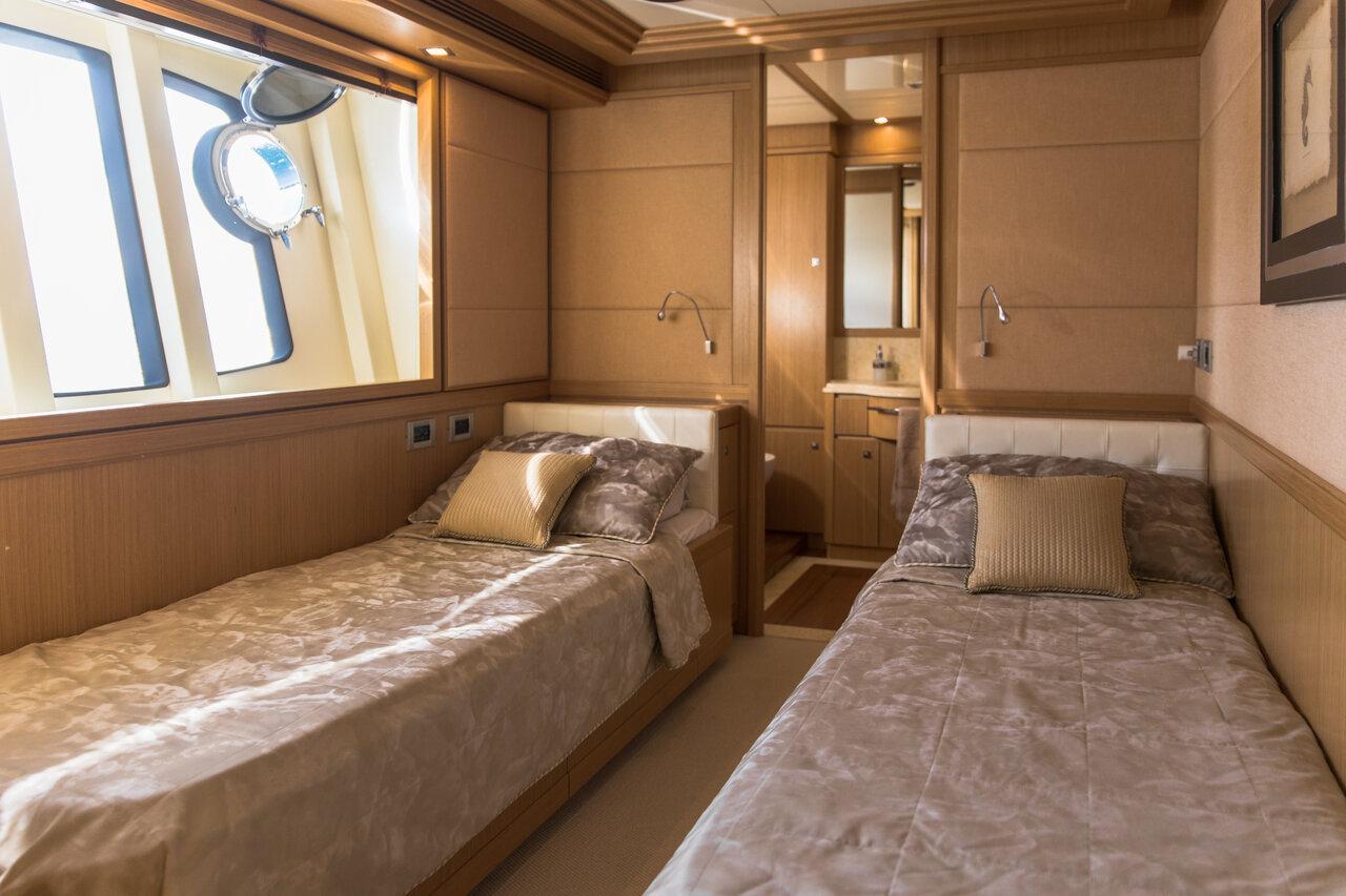 Custom Line Navetta 26, picture 26