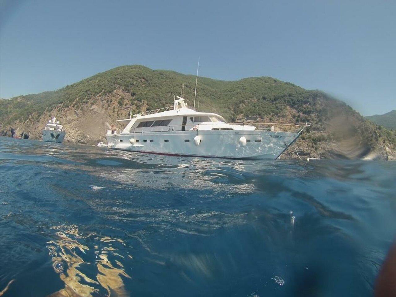 Book Pegasus 24 Luxury motor yacht for bareboat charter in Porto di Policastro Bussentino, Campania, Italy with TripYacht!, picture 1