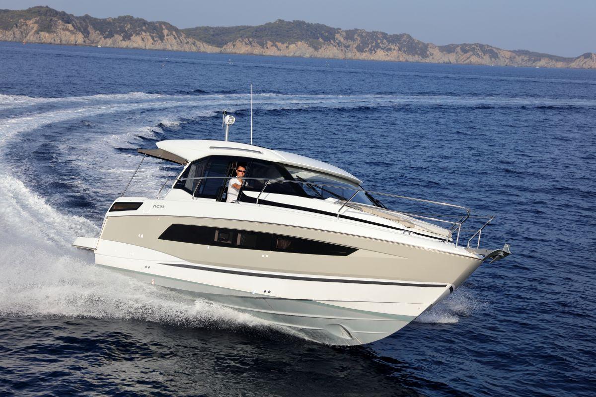 Jeanneau NC 33, picture 1