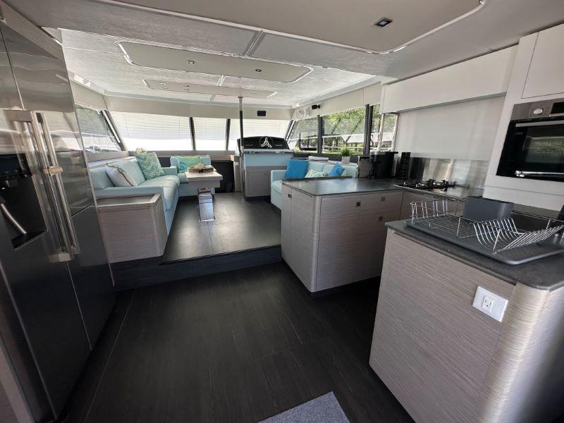 Fountaine Pajot MY6, picture 11