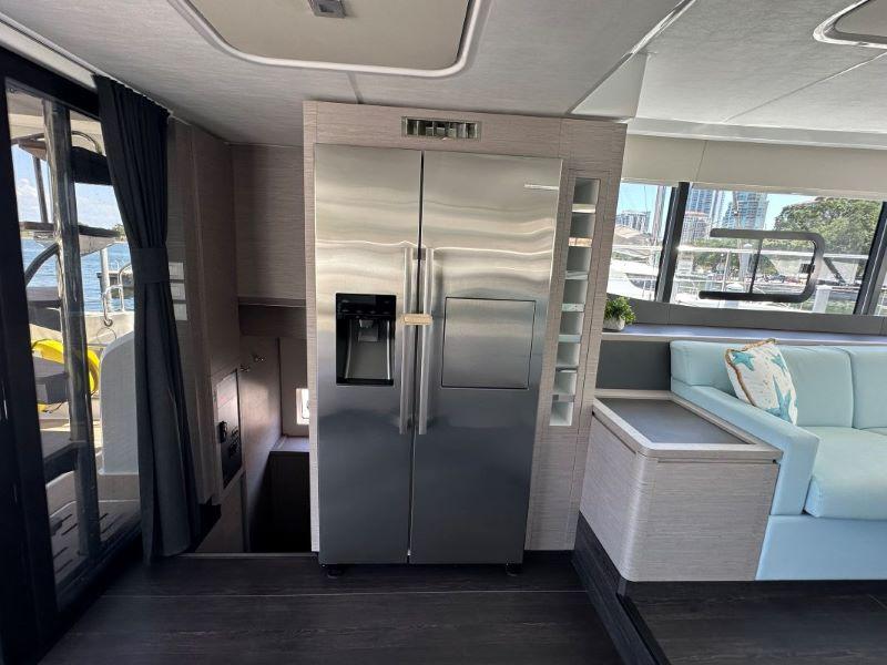 Fountaine Pajot MY6, picture 10