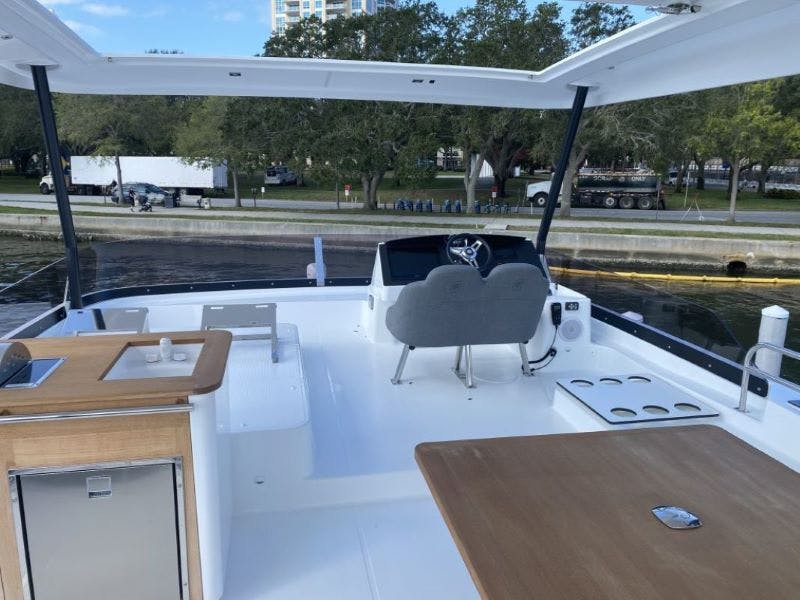 Book Fountaine Pajot MY6 Power catamaran for bareboat charter in St. Petersburg, Vinoy Marina, Florida, USA with TripYacht!, picture 6