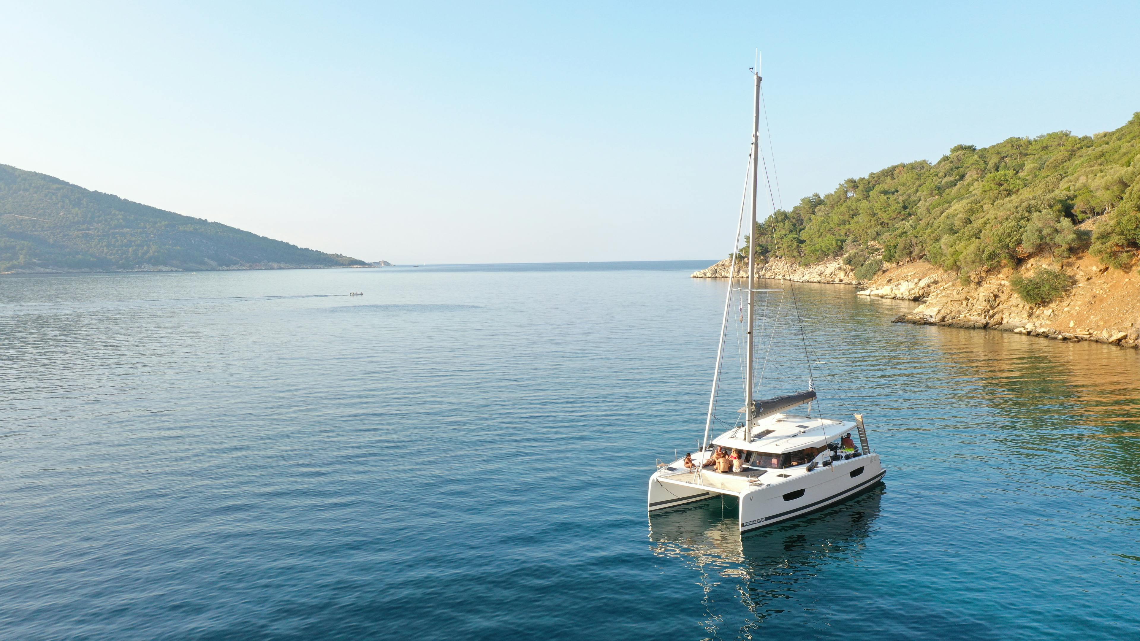 Book Fountaine Pajot Isla 40 - Quatuor Catamaran for bareboat charter in Port of Kavala, Northern Greece/Aegean, Greece with TripYacht!, picture 3