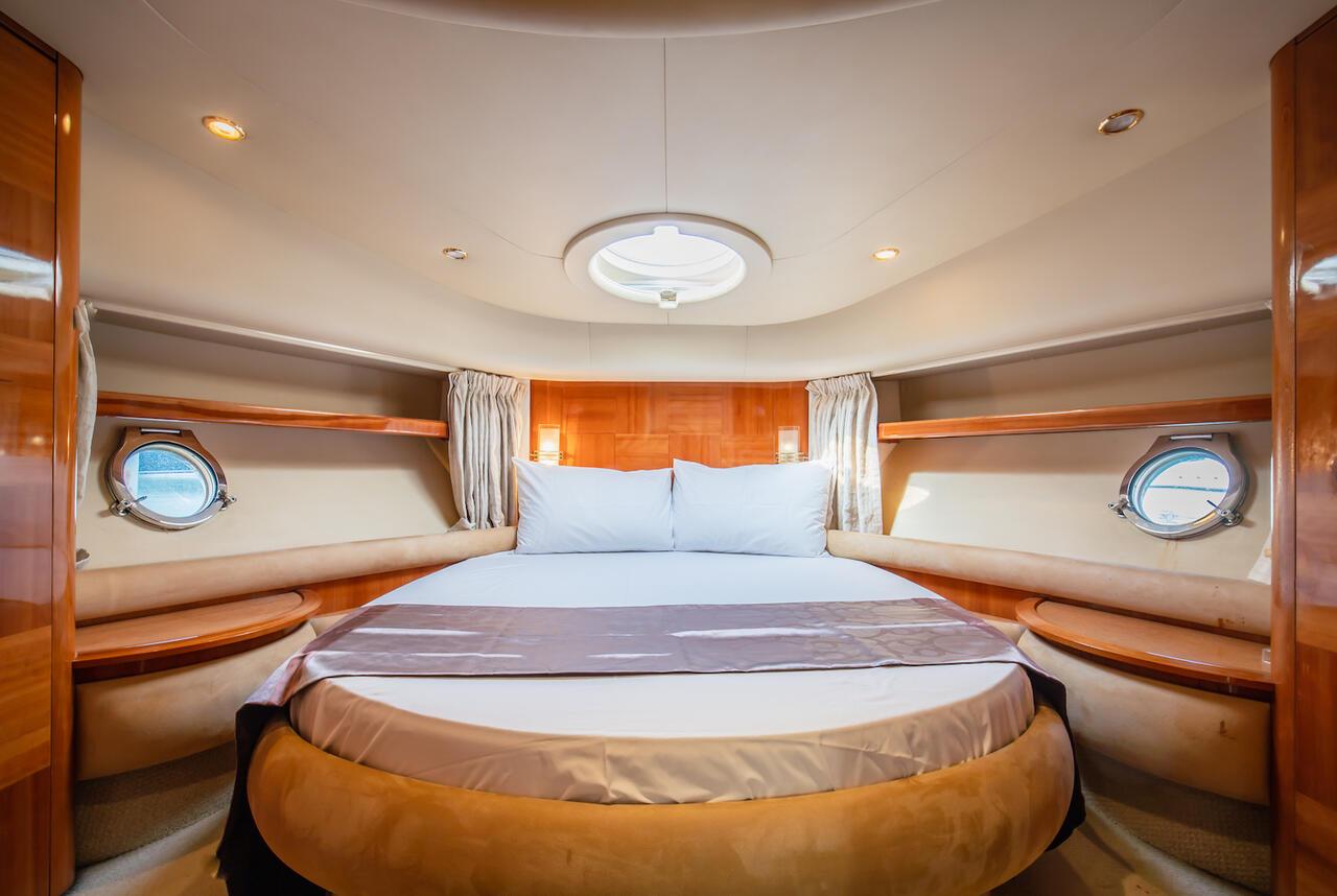 Azimut 55, picture 19
