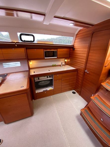 Dufour 410 GL, picture 6