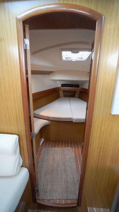 Sun Odyssey 42 DS - 2 cab., picture 7