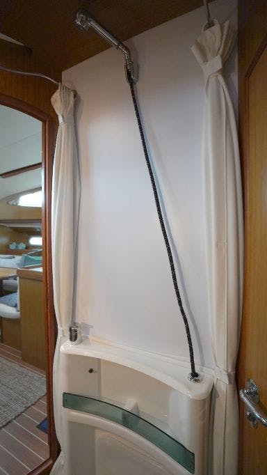 Sun Odyssey 42 DS - 2 cab., picture 12