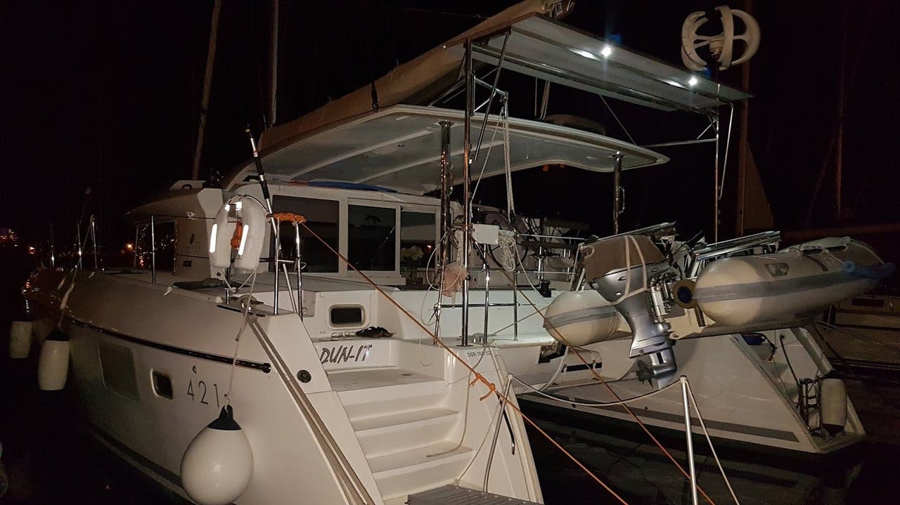 Book Lagoon 421 - 3 cab. Catamaran for bareboat charter in Elba, Portoferraio, Tuscany, Italy with TripYacht!, picture 4