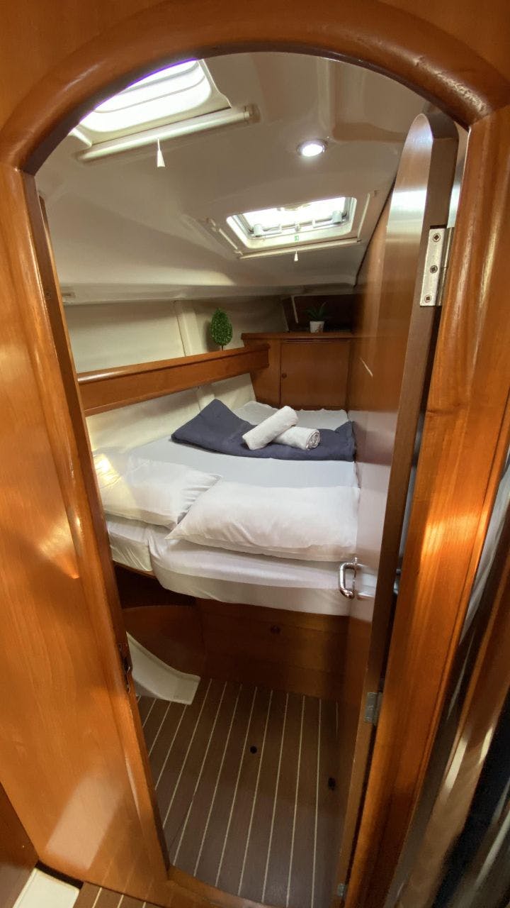 Book Sun Odyssey 45 Sailing yacht for bareboat charter in Halkidiki, Northern Greece/Aegean, Greece with TripYacht!, picture 15