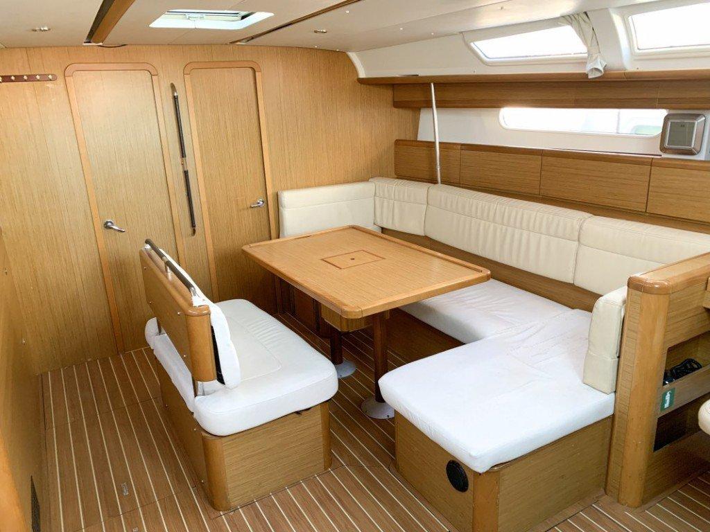 Sun Odyssey 49i, picture 6