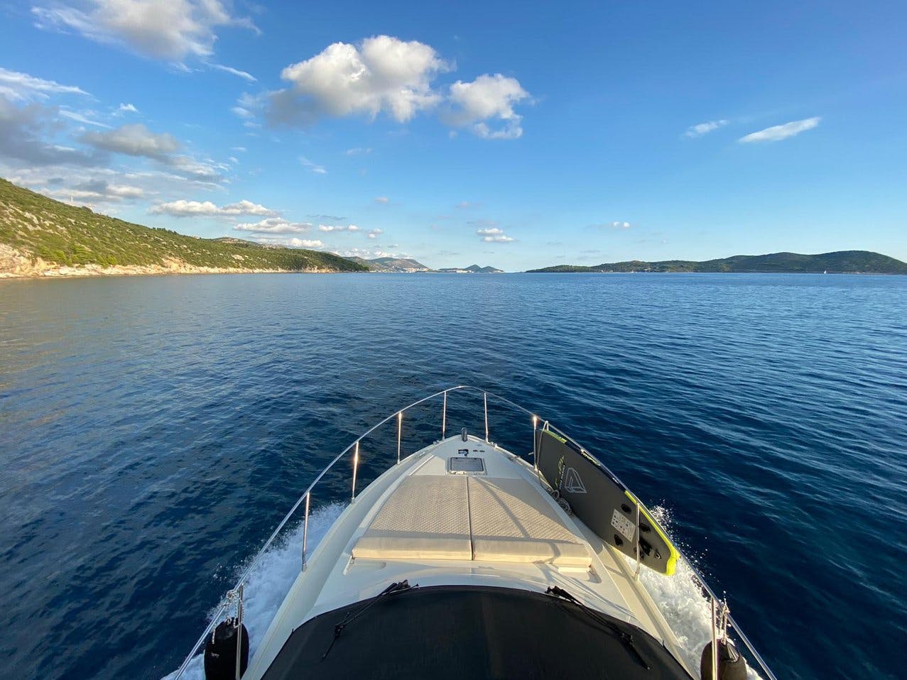 Book Ferretti Fly 43 Motor boat for bareboat charter in Dubrovnik, Gruž, Dubrovnik region, Croatia with TripYacht!, picture 3