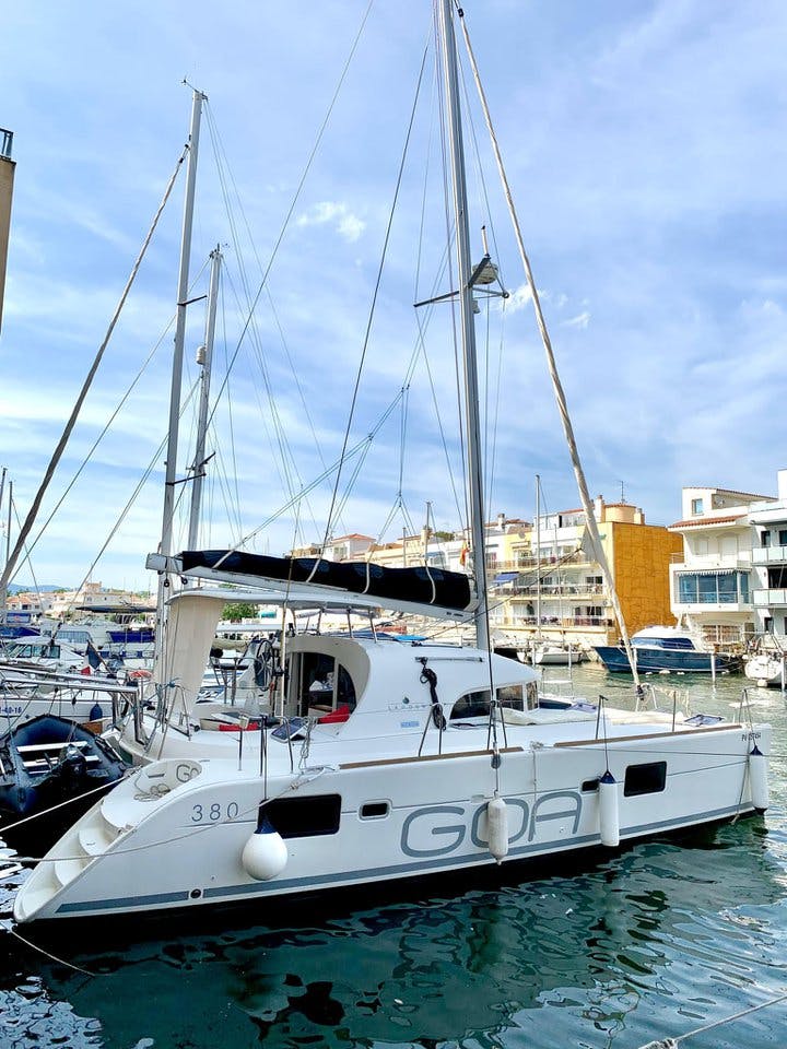 Book Lagoon 380 - 4 cab. Catamaran for bareboat charter in Roses, Empuriabrava marina, Catalonia, Spain with TripYacht!, picture 4