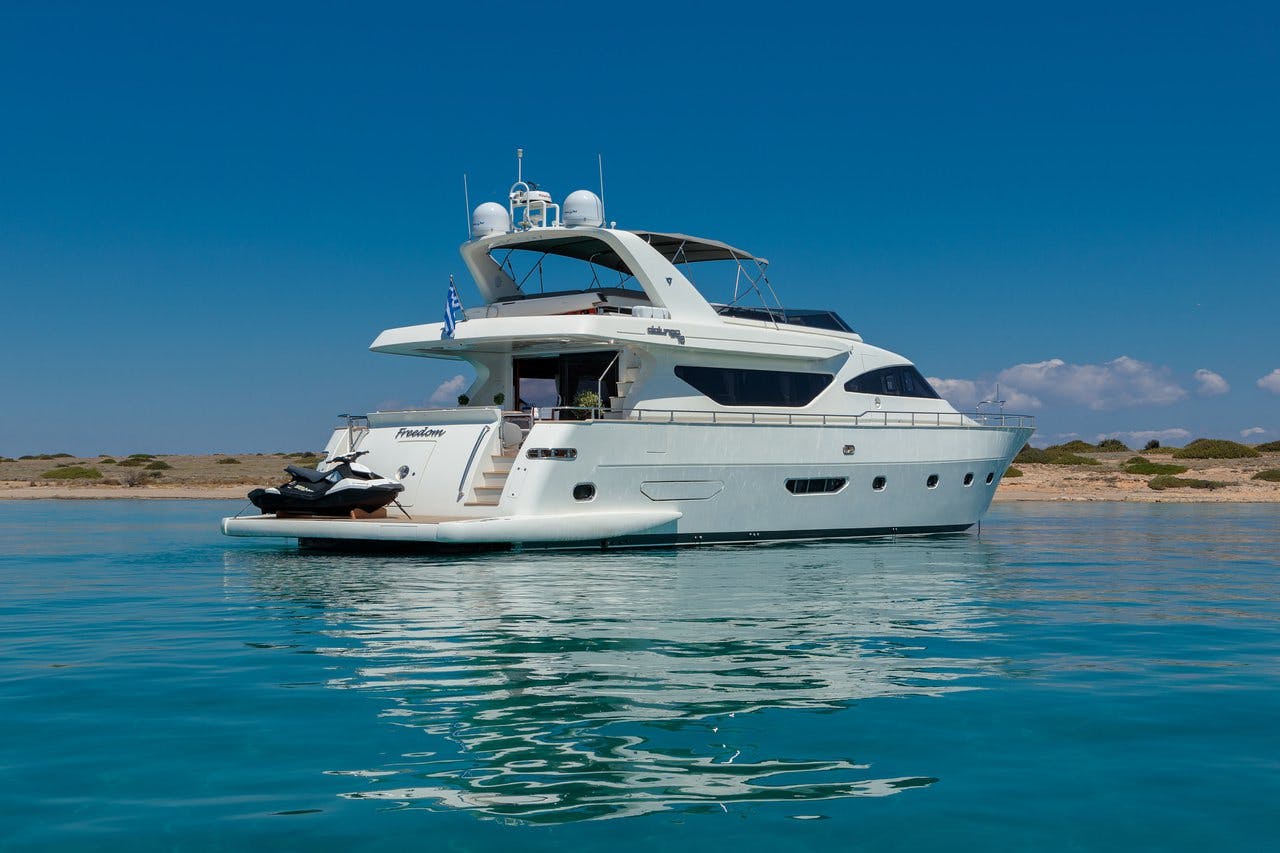 Book Alalunga 78 Luxury motor yacht for bareboat charter in Athens, Agios Kosmas marina, Athens area/Saronic/Peloponese, Greece with TripYacht!, picture 9
