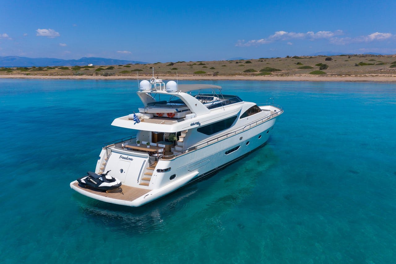 Book Alalunga 78 Luxury motor yacht for bareboat charter in Athens, Agios Kosmas marina, Athens area/Saronic/Peloponese, Greece with TripYacht!, picture 4