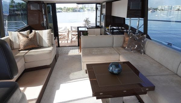 Book Prestige 590 Flybridge - 3 + 1 cab.	 Motor yacht for bareboat charter in St. Petersburg, Vinoy Marina, Florida, USA with TripYacht!, picture 7