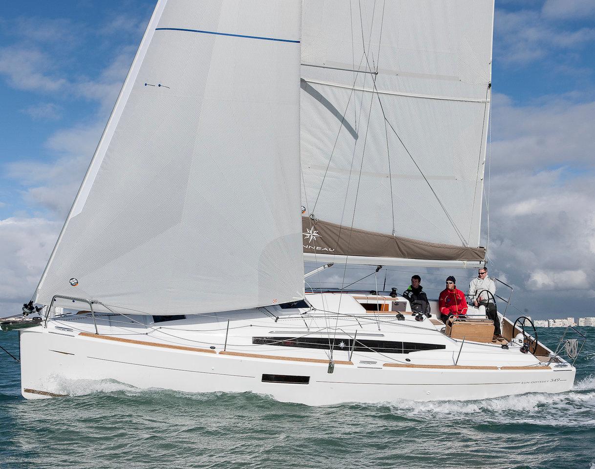 Sun Odyssey 349, picture 3