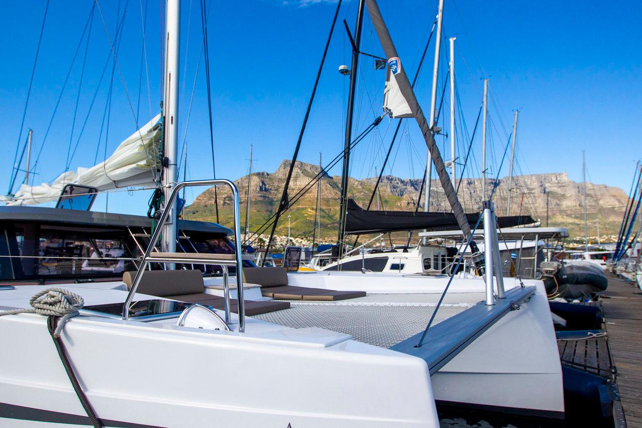 Book Nautitech 40 Open - 4 cab. Catamaran for bareboat charter in La Balise Marina, Mauritius, Mauritius with TripYacht!, picture 10