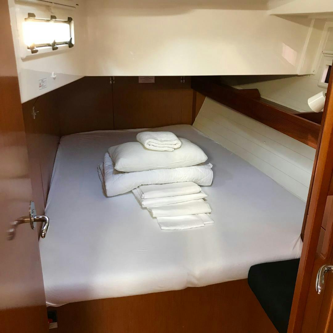 Book Bavaria Cruiser 45 - 4 cab. Sailing yacht for bareboat charter in Lefkas, D-Marin, Ionian Islands, Greece with TripYacht!, picture 10